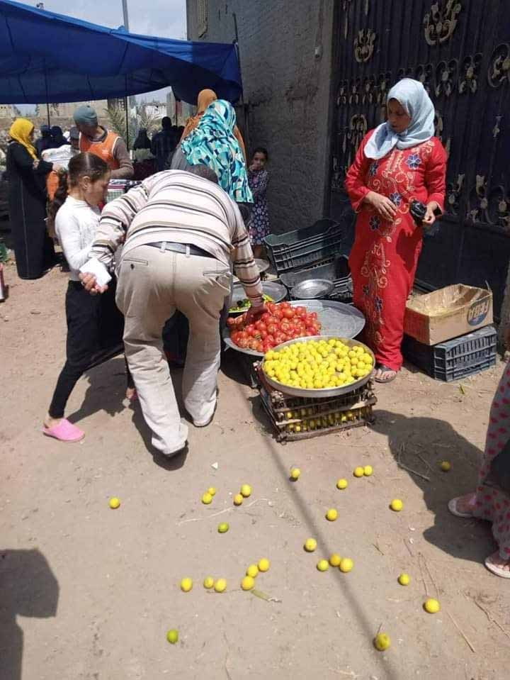 بائعة الشرقية